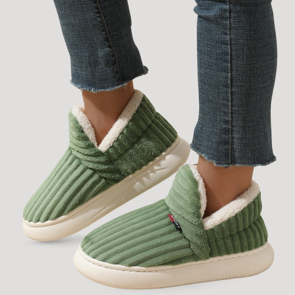 Women’s Cosy Fleece Slipper Boots
