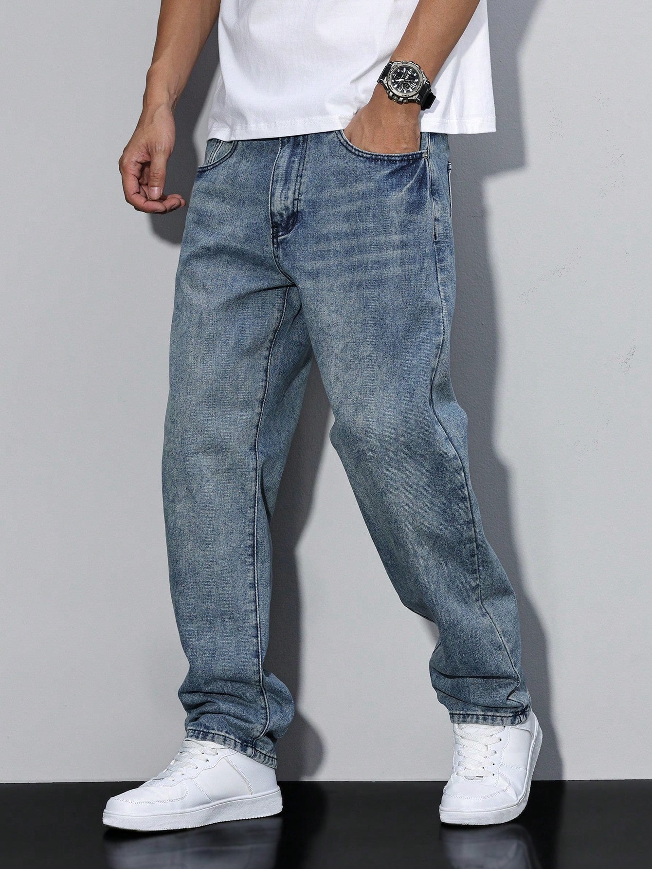 Men’s Baggy Jeans