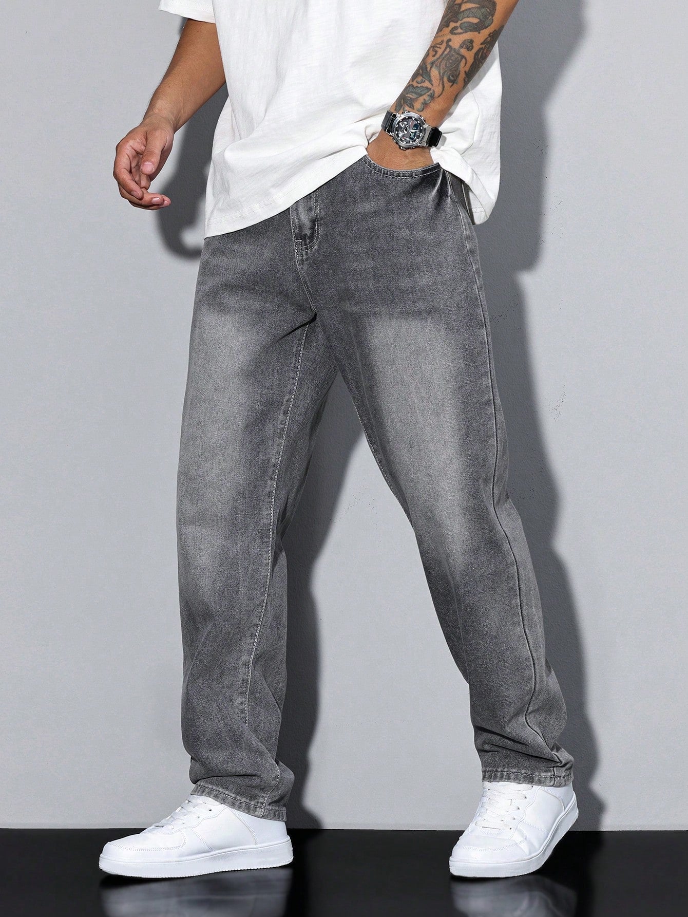 Men’s Baggy Jeans