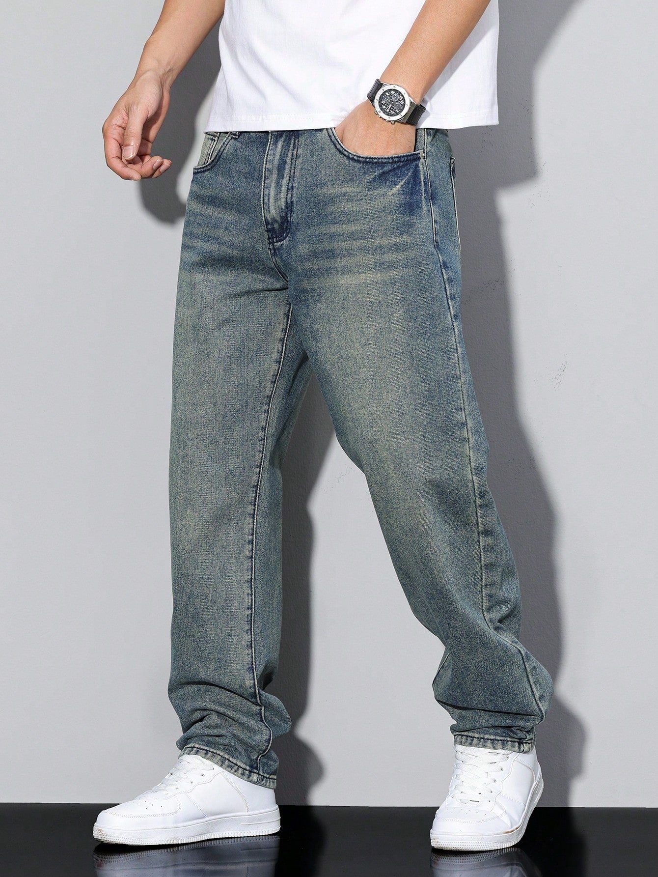 Men’s Baggy Jeans